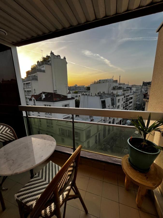 Tour Eiffel-montparnasse Joli Studio Apartment Paris