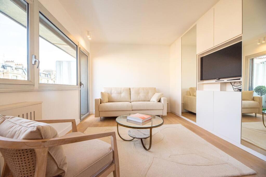Tour Eiffel View - Luxury 6p Appartamento