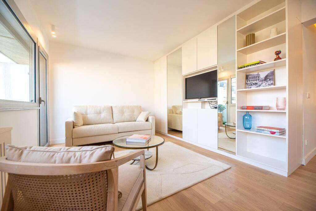 Appartamento Tour Eiffel View - Luxury 6p Parigi