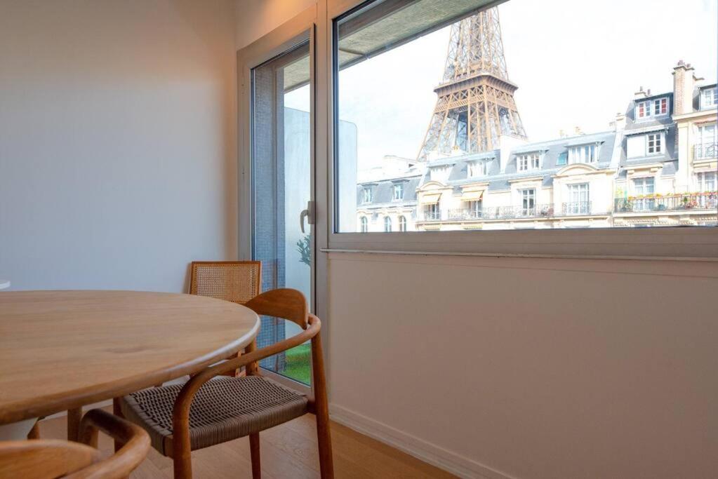 Tour Eiffel View - Luxury 6p Appartamento