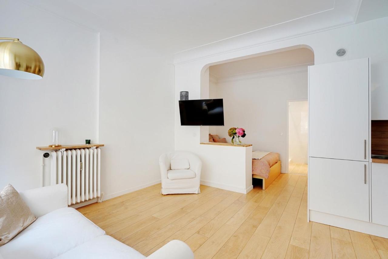 Apartment Champs Elysees - Arc De Triomphe