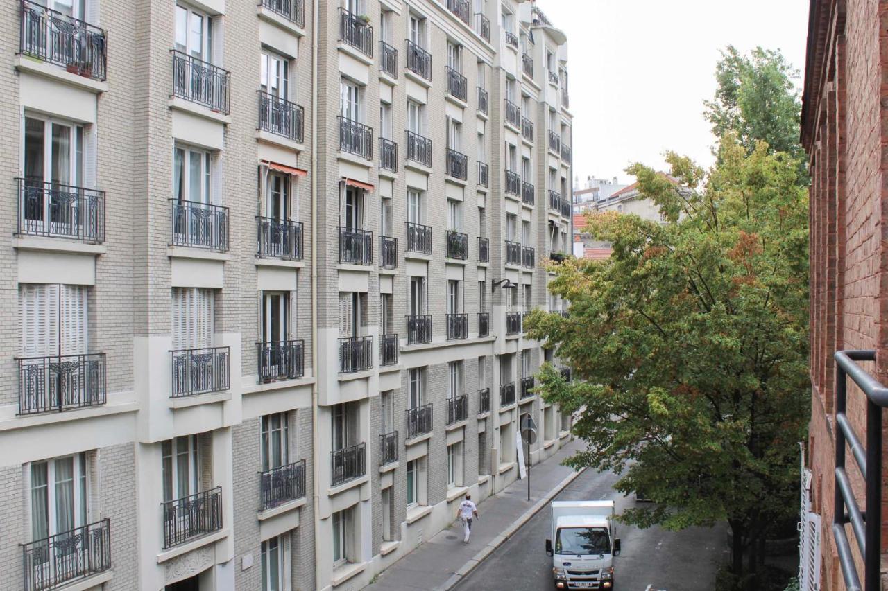 Atypical Cocoon At The Foot Of Montmartre *