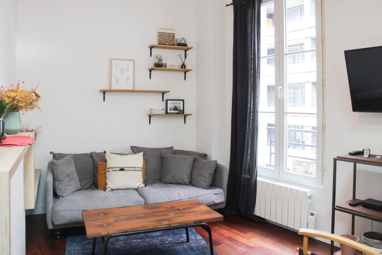 Atypical Cocoon At The Foot Of Montmartre Parigi