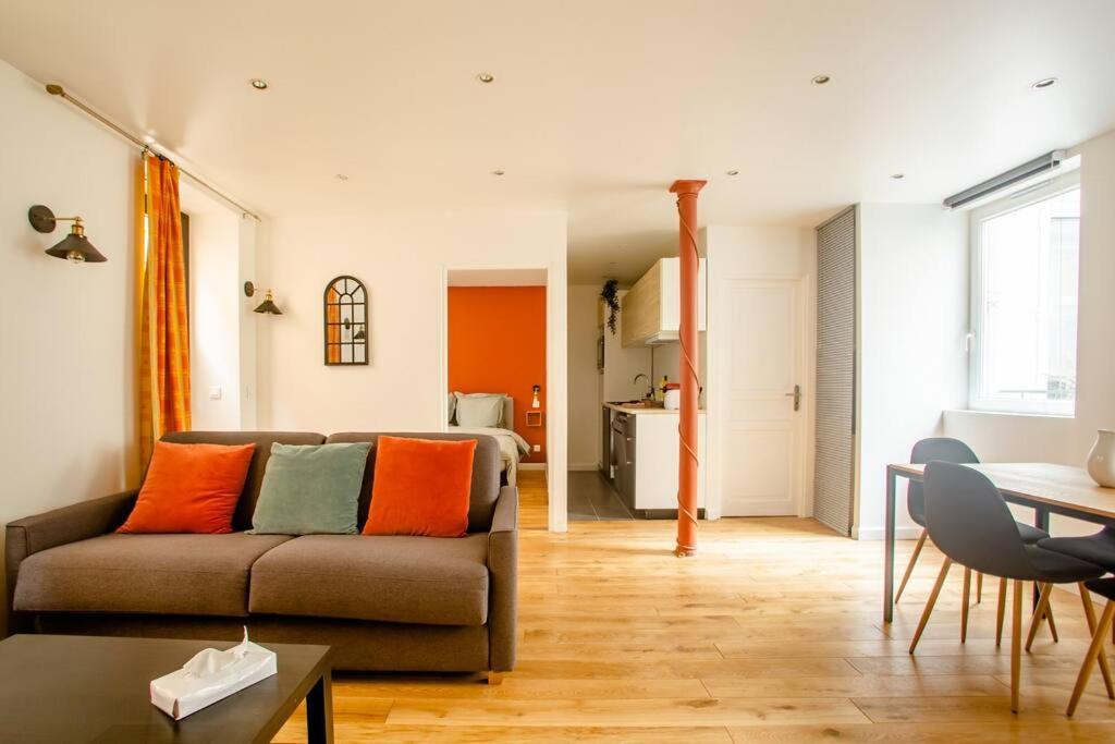 Appartamento Quiet Apartment, Lively Area,next To Eiffel Tower.
