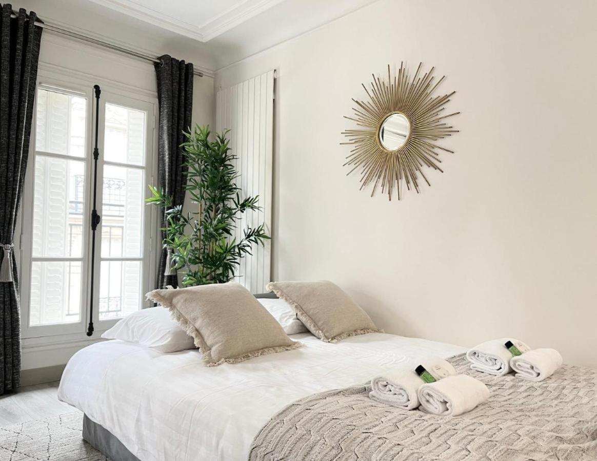 Apartment Pergo Paris