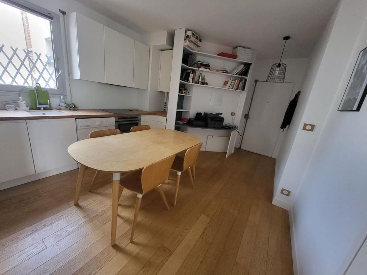 T2 Rue De Commerce Apartment Paris