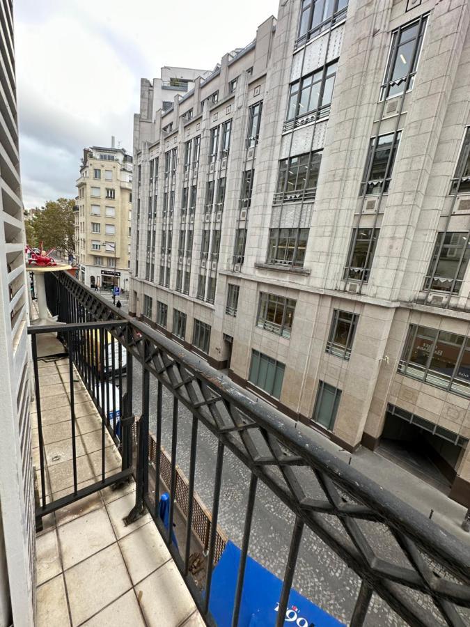 Apartment Champs Elysees 2c