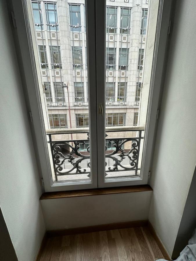 Apartment Champs Elysees 2c
