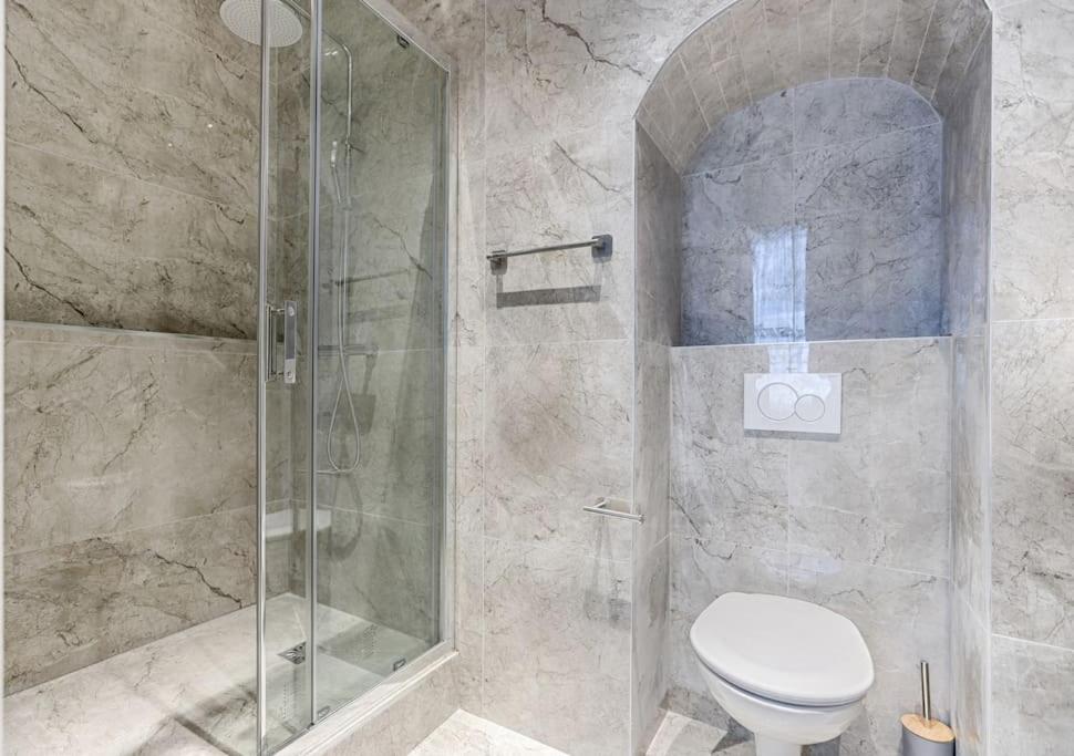 Zen & Luxury 2br Flat - Eiffel Tower Paris