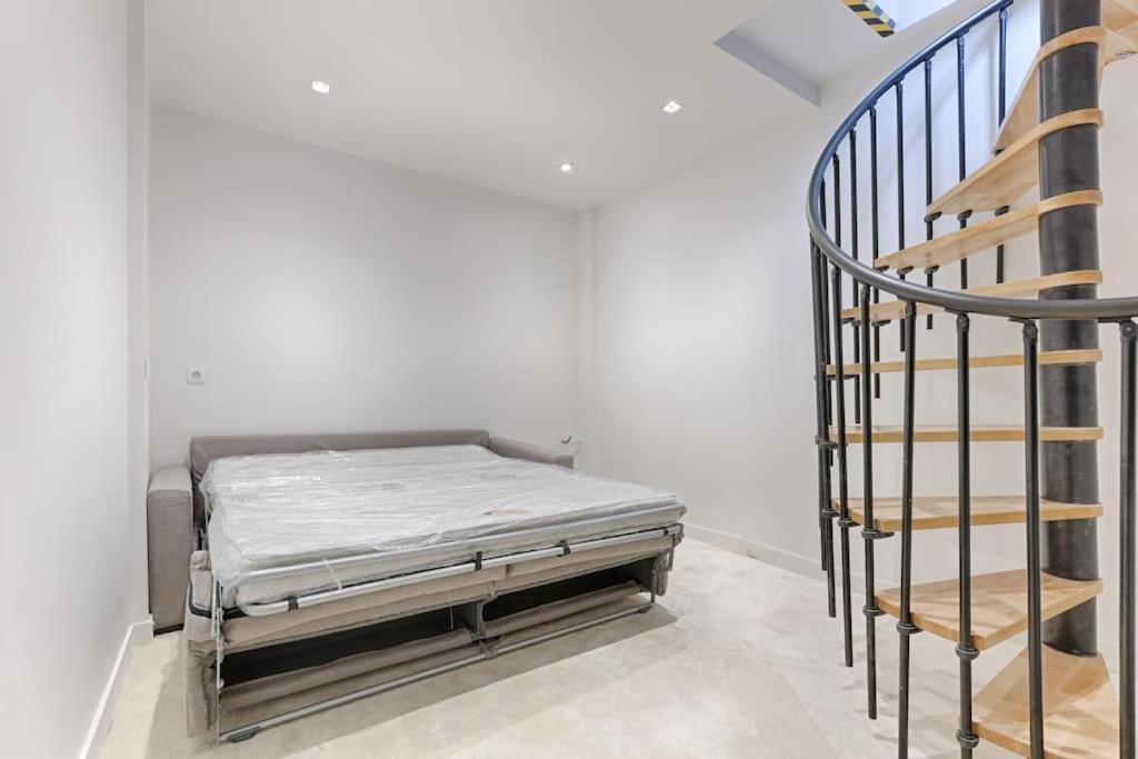 Apartment Zen & Luxury 2br Flat - Eiffel Tower Paris