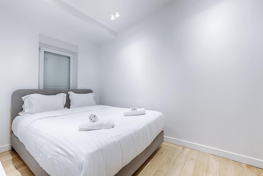 Zen & Luxury 2br Flat - Eiffel Tower Apartment Paris