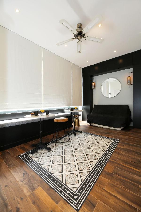 Apartment Proche Des Celebres Puces De 4p