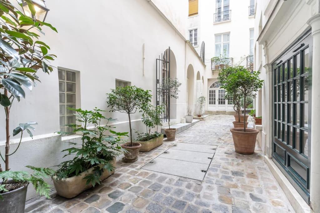 Luxe - Dream Location - For 2 Pp