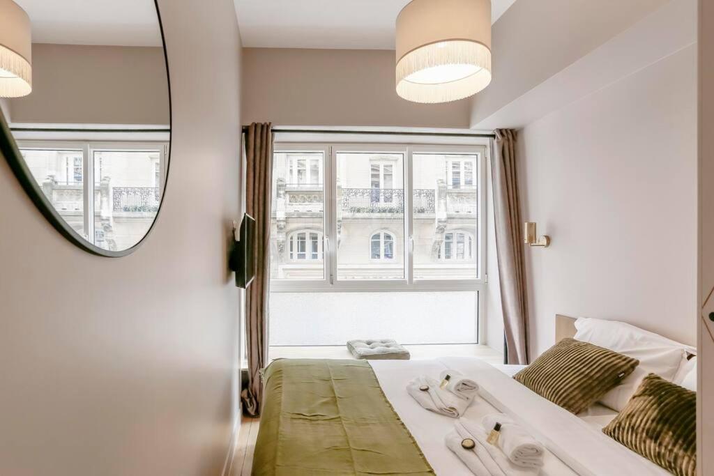 Apartment Modern 2 Bedrooms Near Louvre