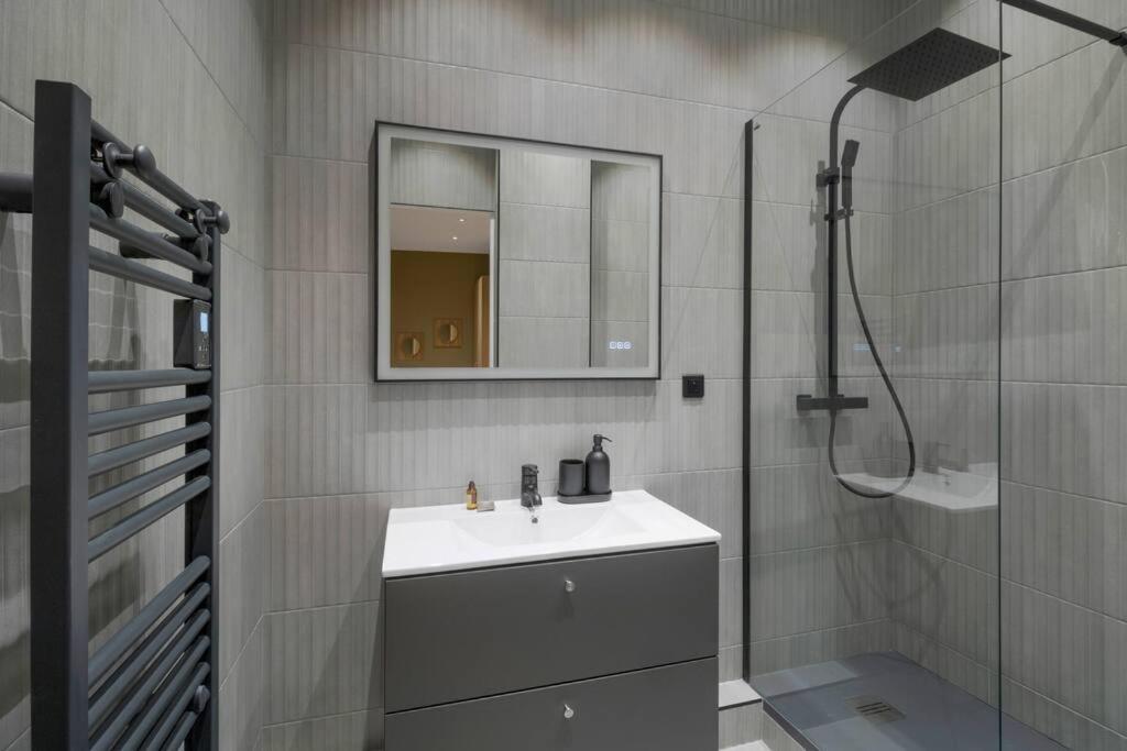 4pers#1bedroom#victor Hugo#arc De Triomphe Appartamento *