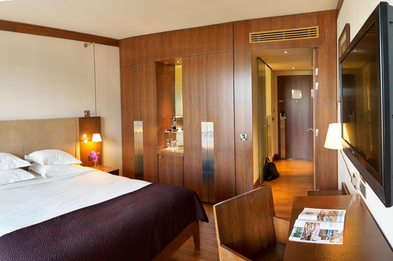 Radisson Blu Champs-elysées, Hotel Parigi