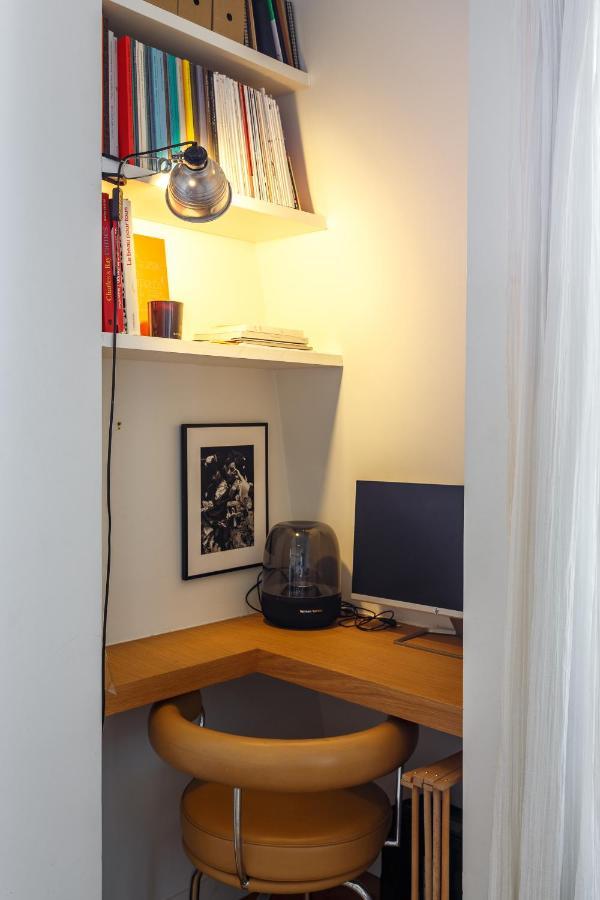 A So Parisian Cocoon Parigi