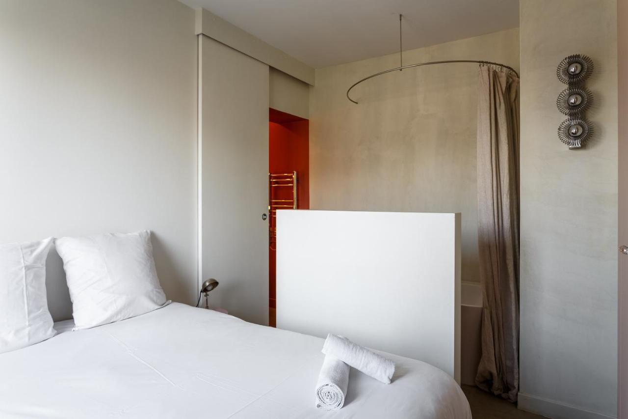 Apartment A So Parisian Cocoon *