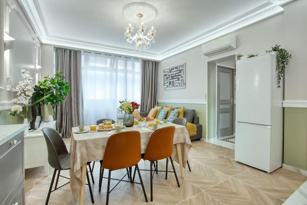 Charming New 2 Bedrooms With Aircon Apartment