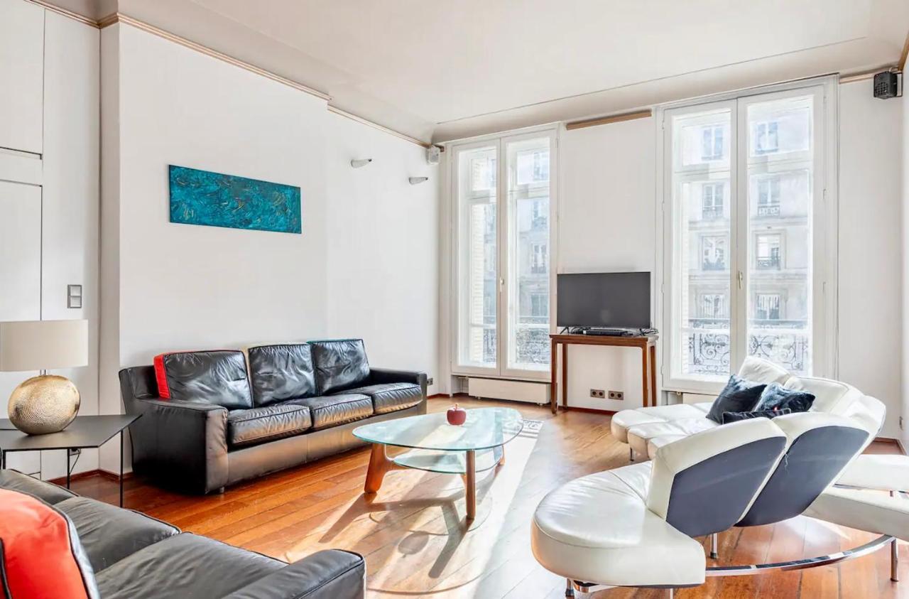 Apartment Chic Parisian Flat *