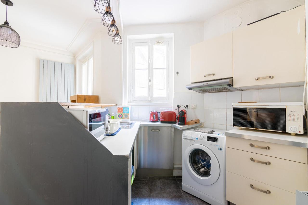 Studio Republique Jemmapes Free Netflix Apartment Paris