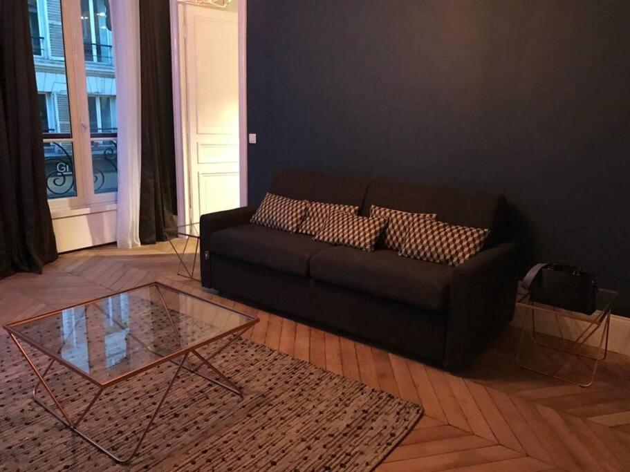Appartamento Cosy In The Heart Of Parigi