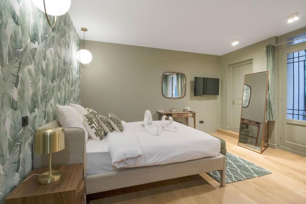 Apartment 81g. New Renovated Invalides Effeiltower