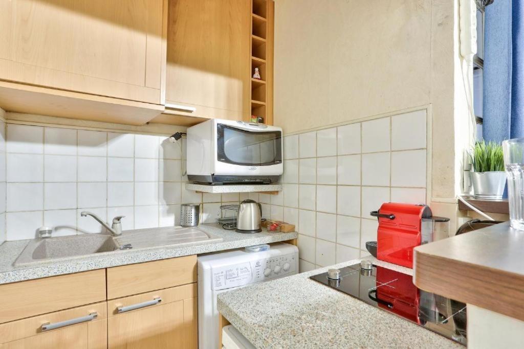 Tour Eiffel Champs De Mars Apartment