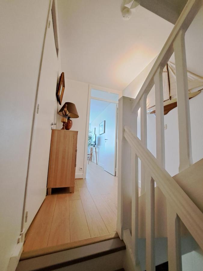Bed & Breakfast Guest In Loft House In Nation