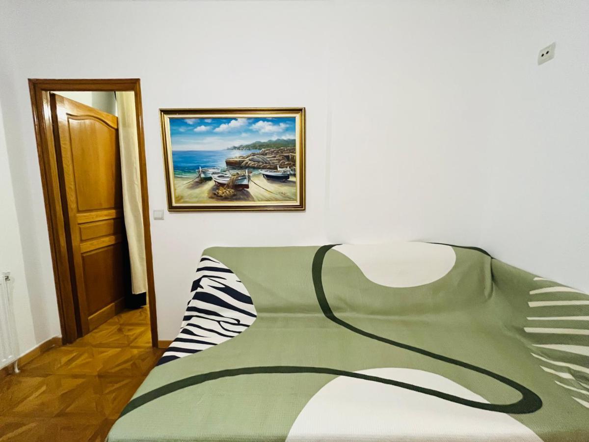 Dream Dwell Paris-two-bedroom Flat Near Pompidou Centre *