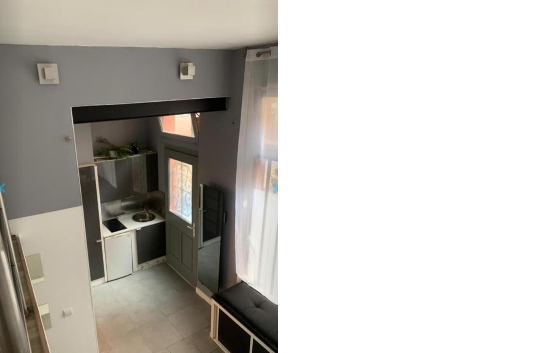 Spacious Bright Split Level Flat In The Fashionable Marais *