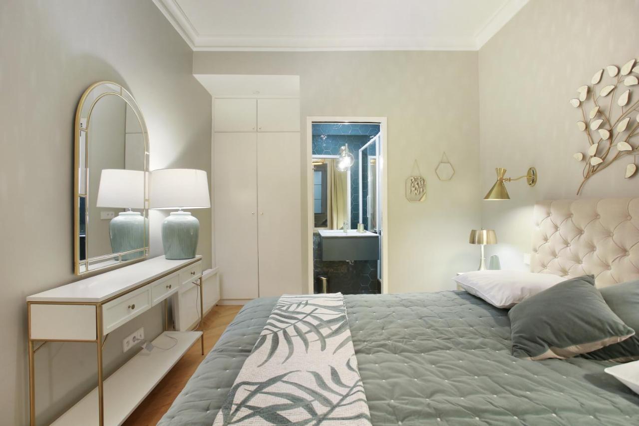 Opera By Prestige *