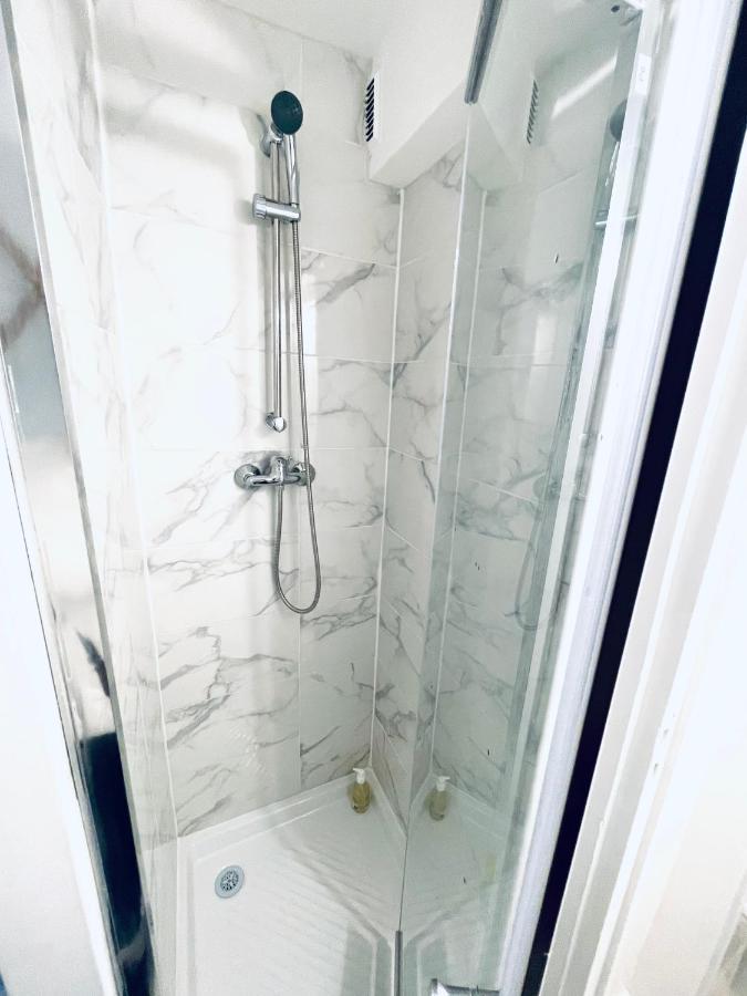 Studio - Pereire Parc Monceau - Moulin Rouge - 2 Pers Apartment Paris