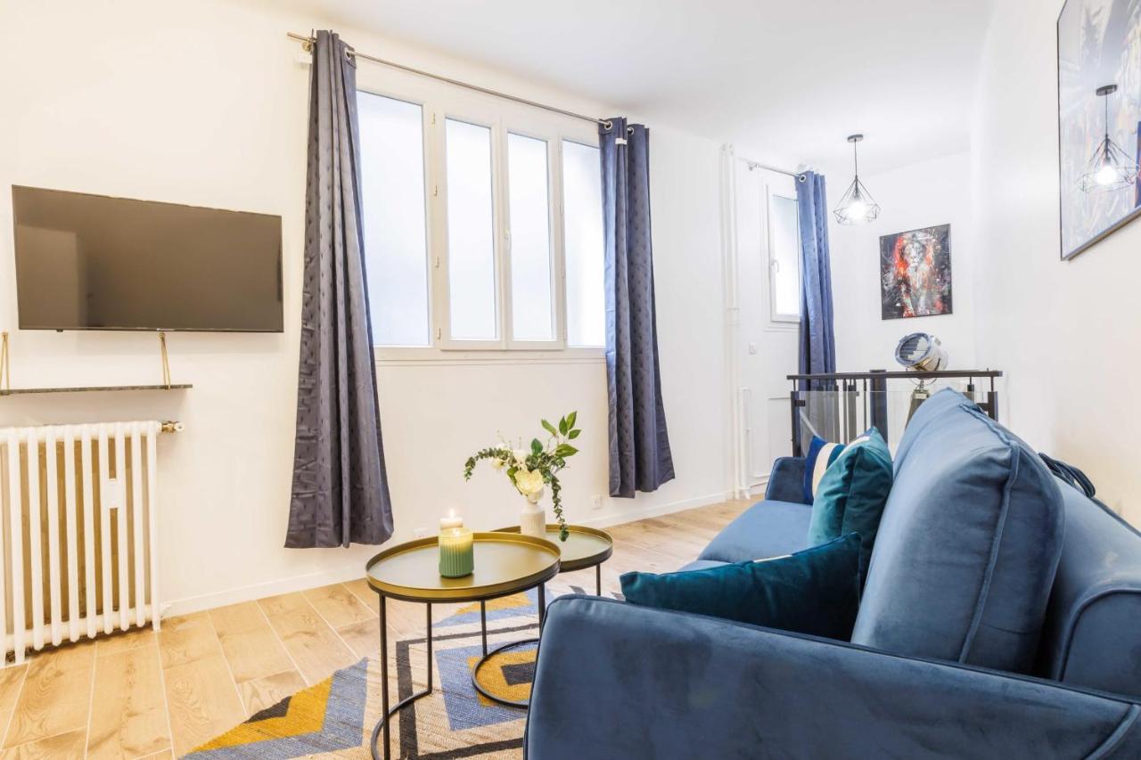 Magnificent Duplex - 2br-6p - Near Montmartre * Paris