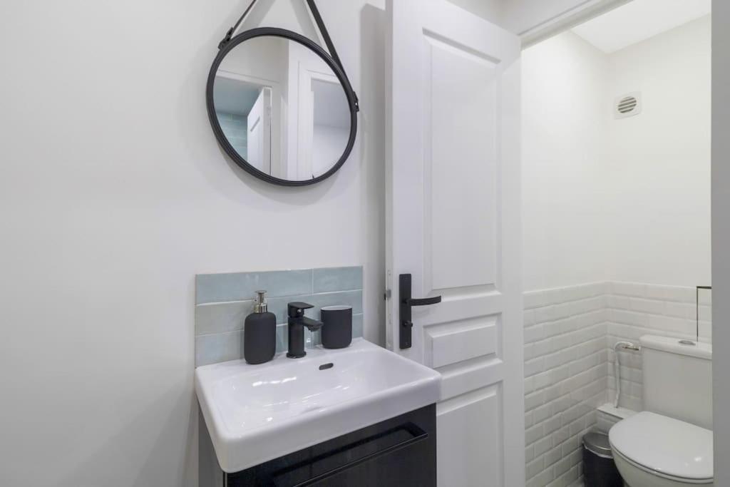 Appartamento Brand New Flat For 8 People, 3 Bedrooms Parigi