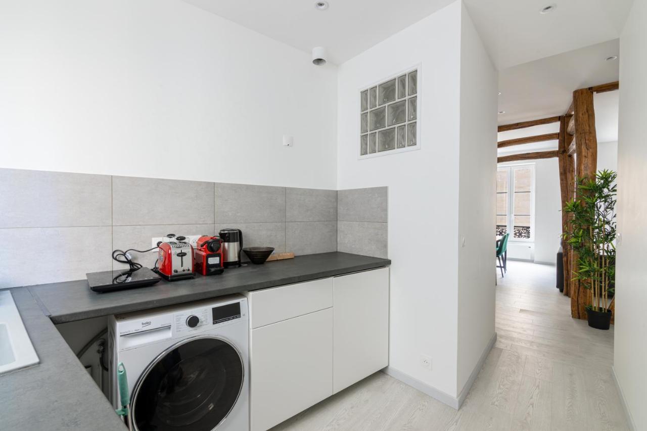 Appartamento Luxurious 2 Bedroom Avenue Des Champs-elysees Saint-philippe Du Roule Free Netflix Parigi
