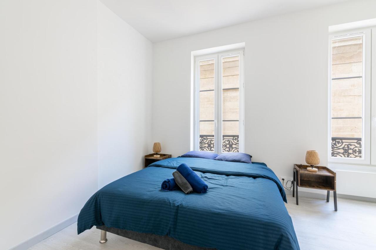 Luxurious 2 Bedroom Avenue Des Champs-elysees Saint-philippe Du Roule Free Netflix Appartamento Parigi