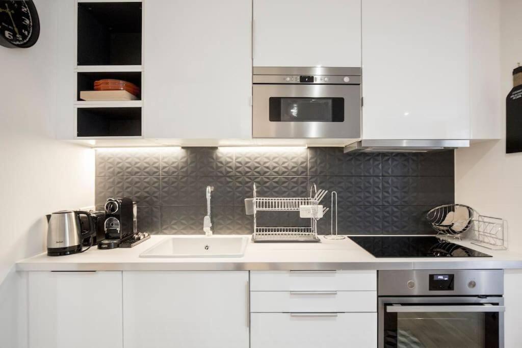 Amazing 6 Pax Place Near Opera Appartamento *