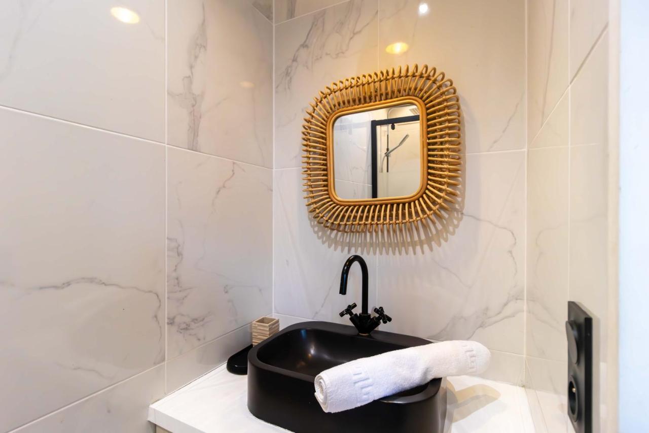 Center Of By Prestige Apartment Paris