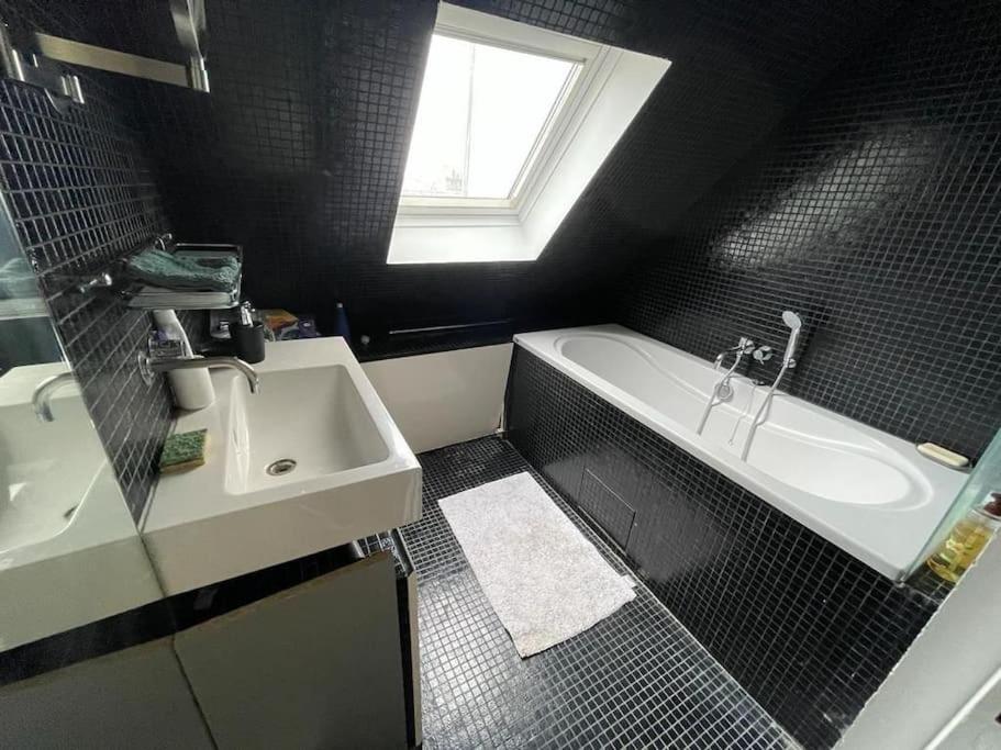Floor Prime Location Elevator Close To Louvre * Parigi