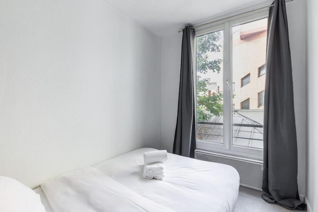 Apartment Menilmontant Pere-lachaise 1br-4p Paris