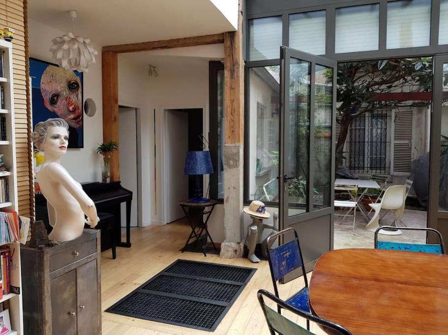 Appartamento De Charme Avec Terrasse Privative Parigi