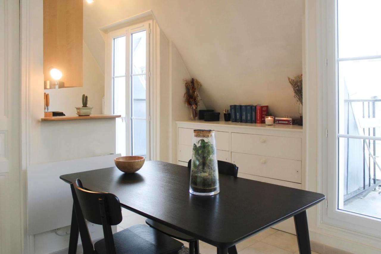 26 M Cocoon With Eiffel Tower View Parigi