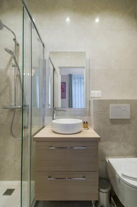 Appartamento 8pers#4bedrooms#4bathrooms#lafayette *