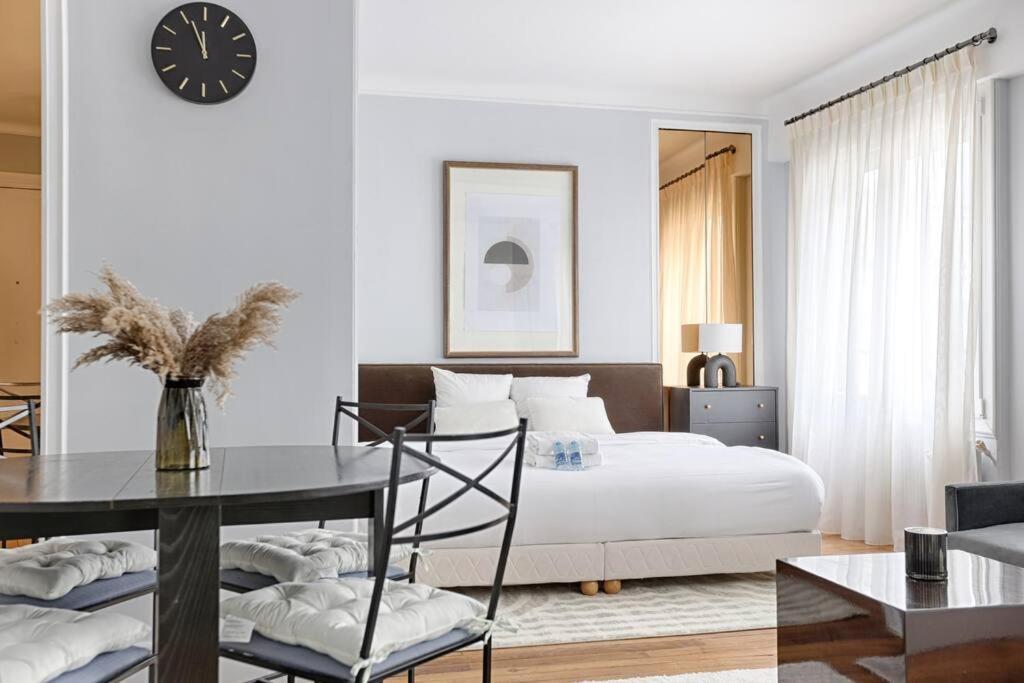 Matignon Saint-honore : Magnifique 1br Appartamento