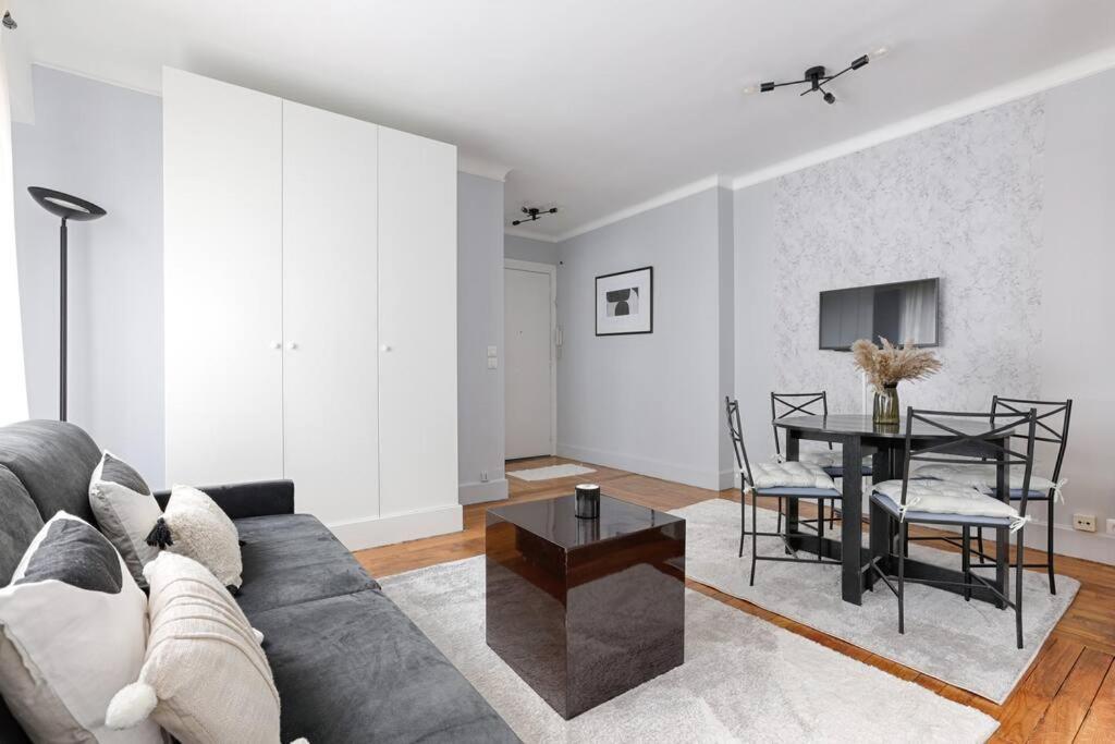 Matignon Saint-honore : Magnifique 1br