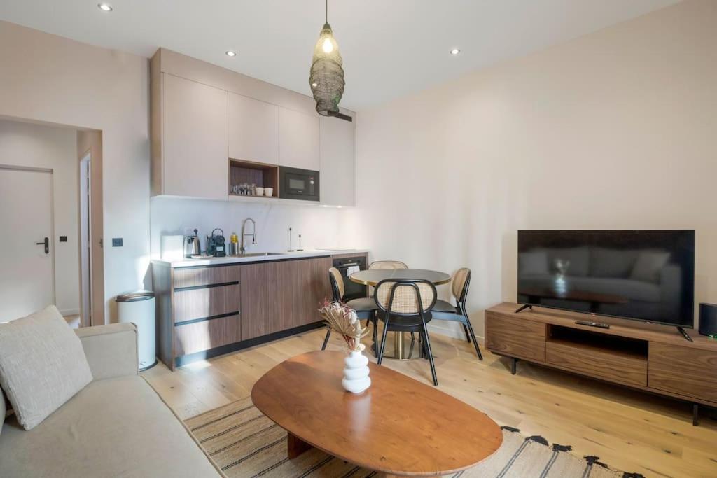 11.appart 4pers#1 Bedroom #pere Lachaise #nation