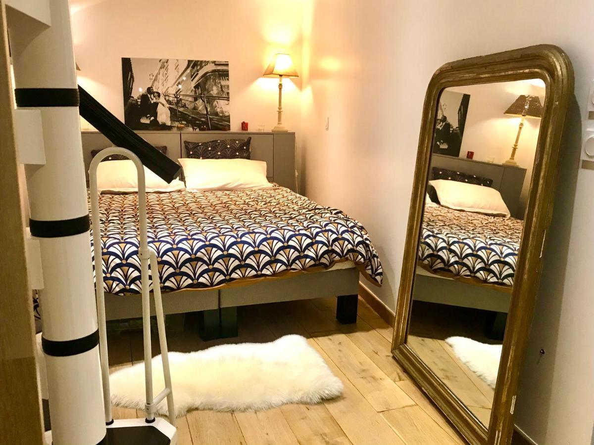 Appartamento Adorable Souplex Batignolles Parigi