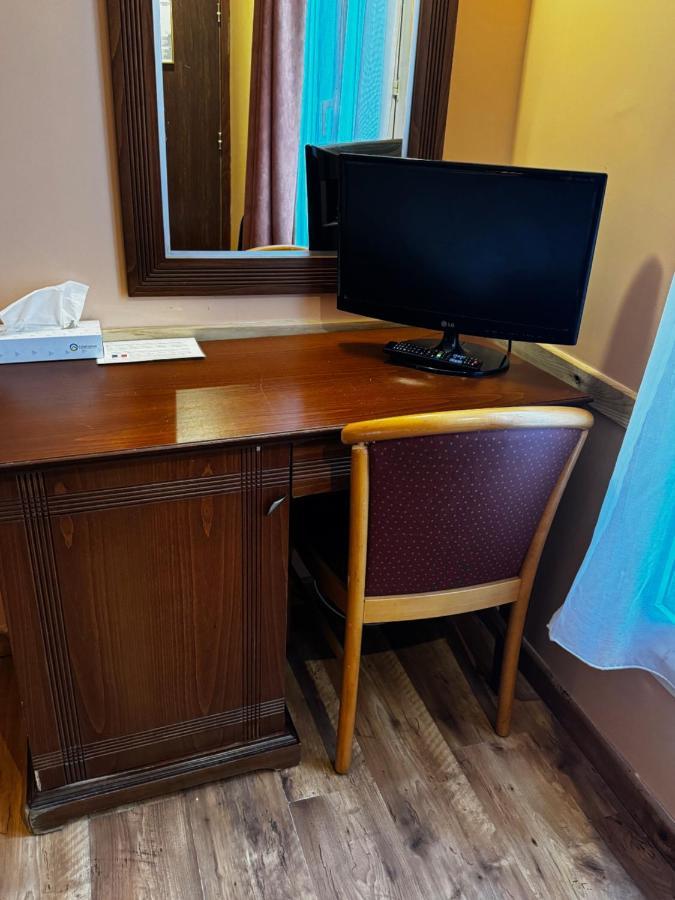 121 Hotel Parigi