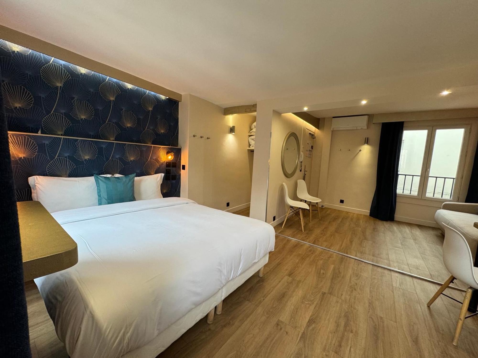 Hotel Nation Montmartre Parigi